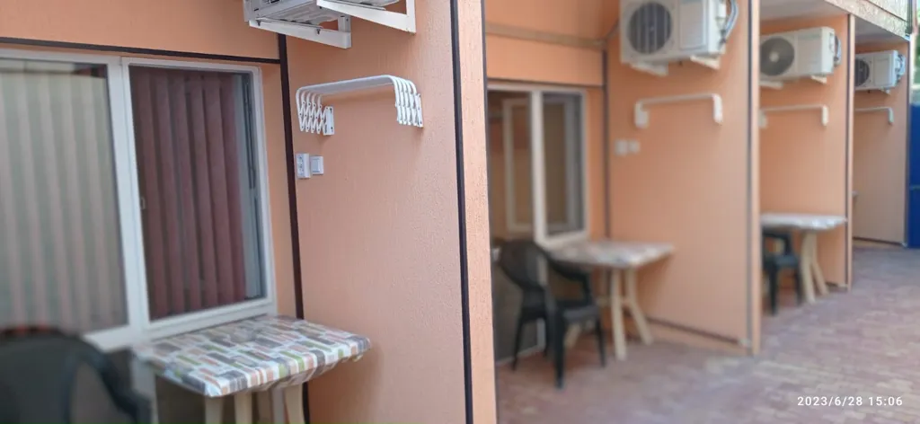 Номер на первом этаже с двумя отдельными кроватями