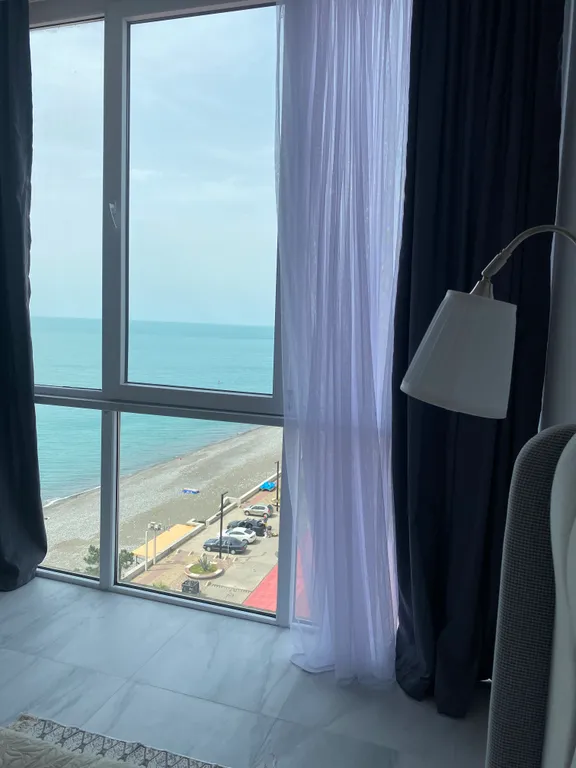 Апартаменты на набережной с видом на море