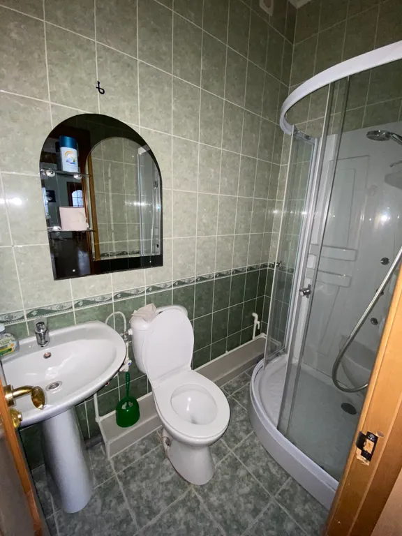 Коттедж Коттедж с сауной и бассейном — Красный