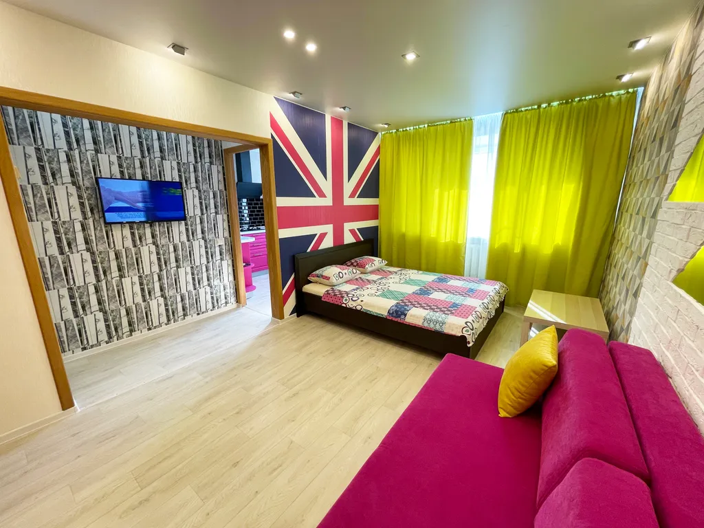 Новая квартира в центре на набережной Иртыша с гидромассажной ванной