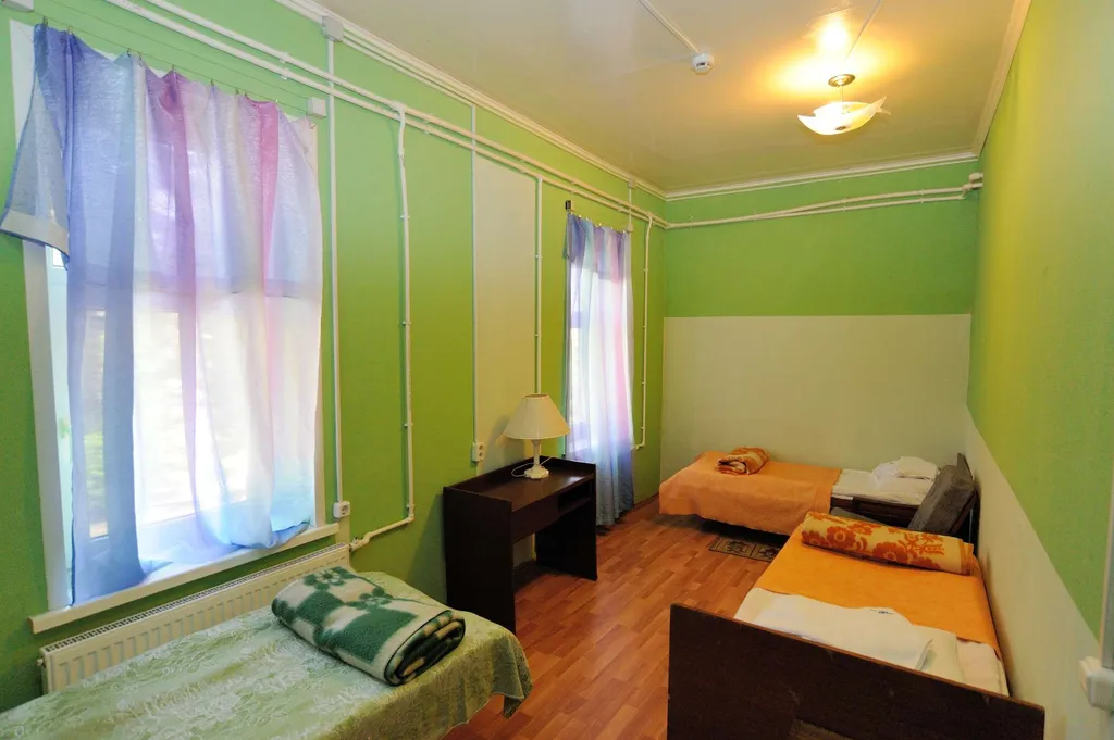 Коттедж 4-комнатный Дом — Луга