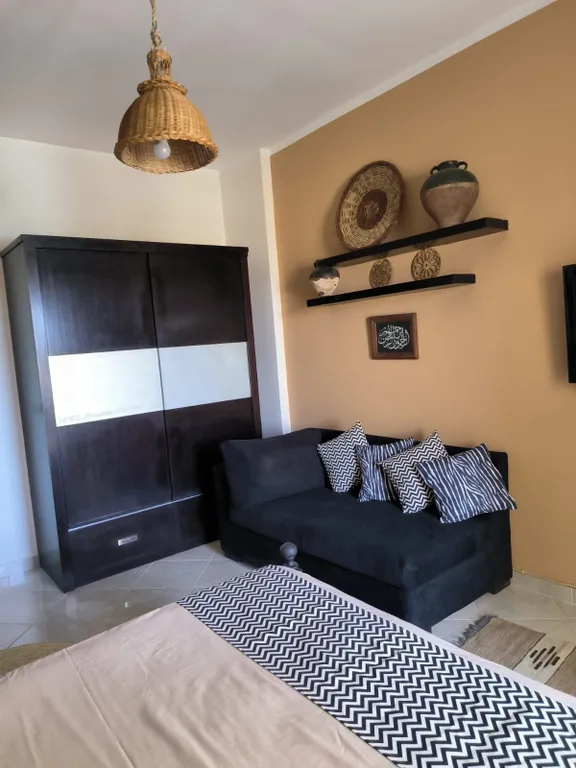 Студия в элитном районе с пляжем и бассейном с подогревом