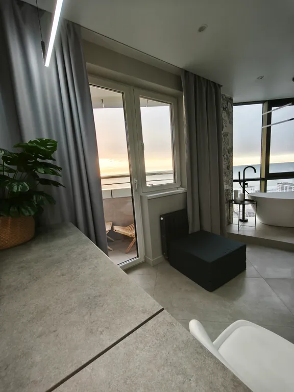 Евро-двухкомнатная квартира у моря, самые красивые закаты