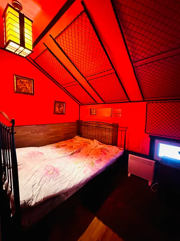 Уютный коттедж с дизайнерской отделкой и сауной