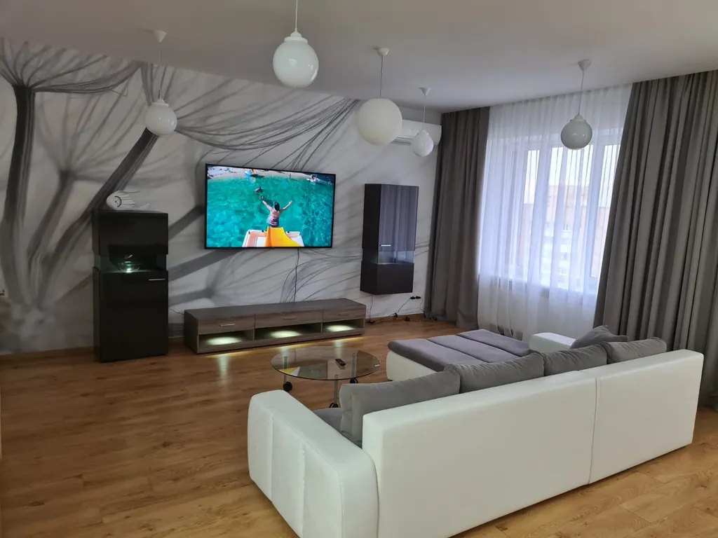 Квартира Люкс в новом доме с паркингом — аренда посуточно в Донецк