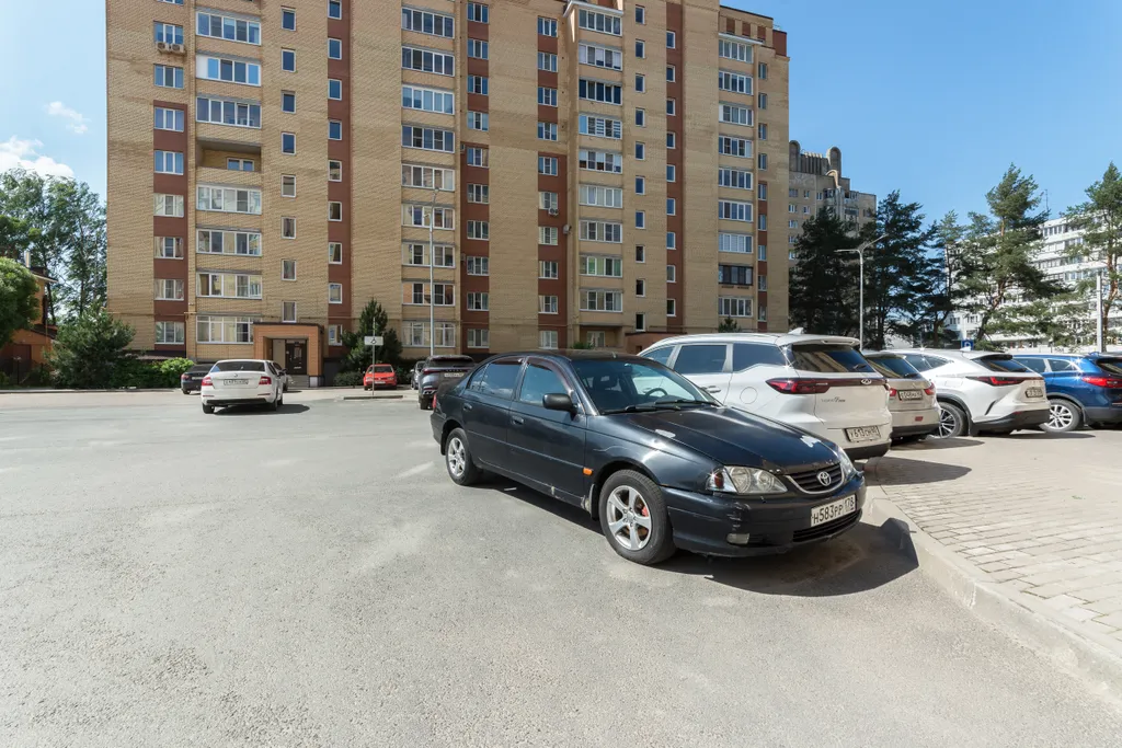 Яркая квартира недалеко от центра