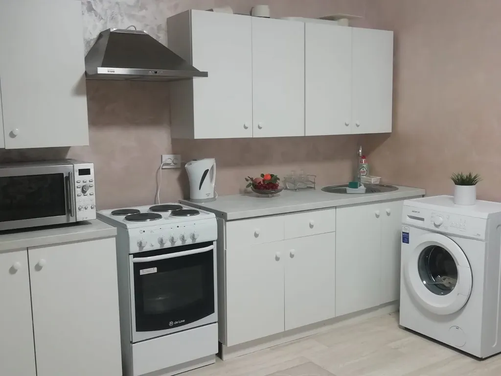 Современная квартира-студия в Академ Риверсайд