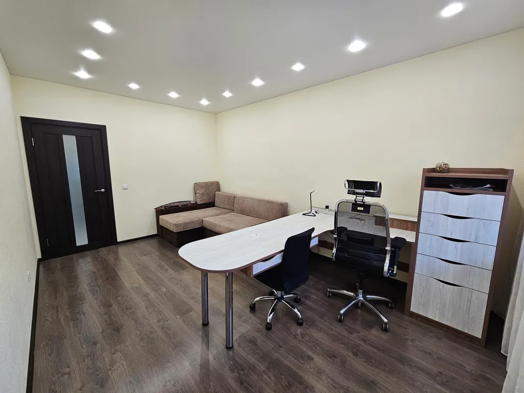 Евротрешка с большой лоджией