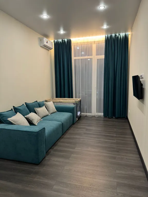 Дом с баней и теплым бассейном