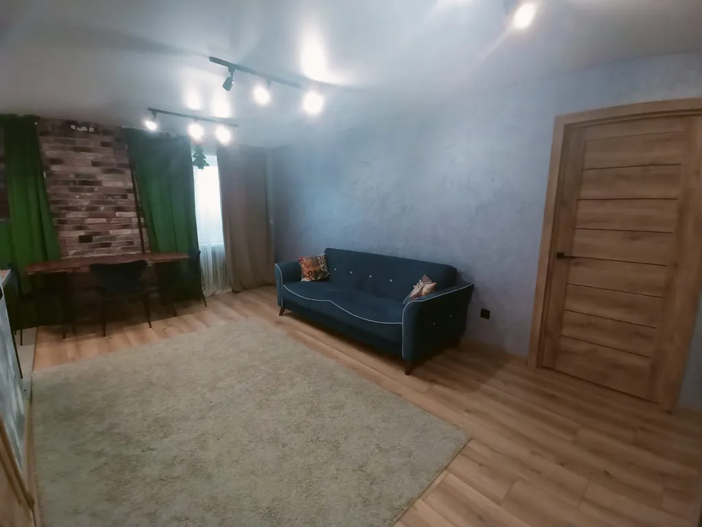 Отличная квартира возле жд вокзала и авиацентра