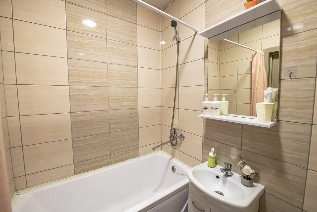 Светлая и уютная квартира в новом доме рядом с Калина молл