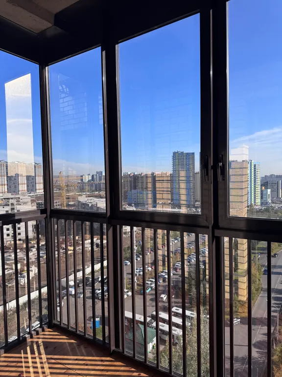 Панорамные апартаменты в Бульваре цветов