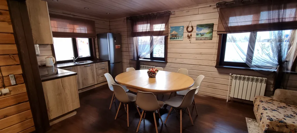 Коттедж Уютный деревянный дом с баней — аренда посуточно в Тюмень