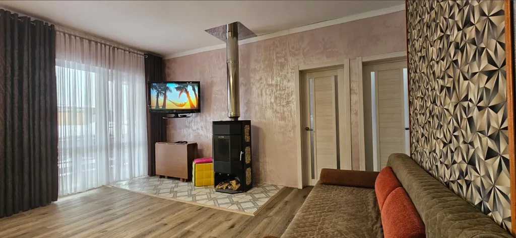 Коттедж Дом с видом на горы и лес — аренда посуточно в Тирлянский