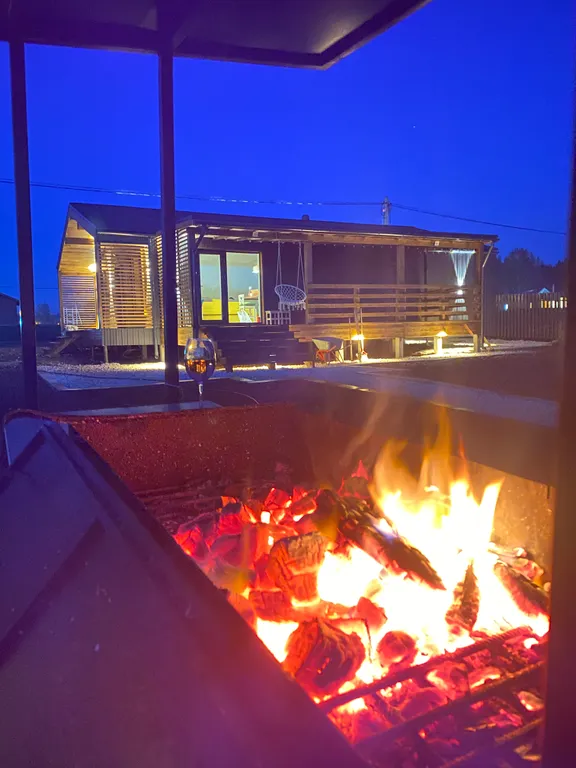 Коттедж Дом с баней и Сибирским чаном у леса и озера — Семеновское