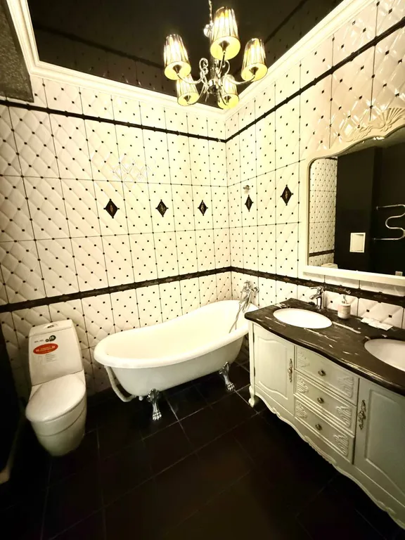 Двухкомнатная на Гостином дворе