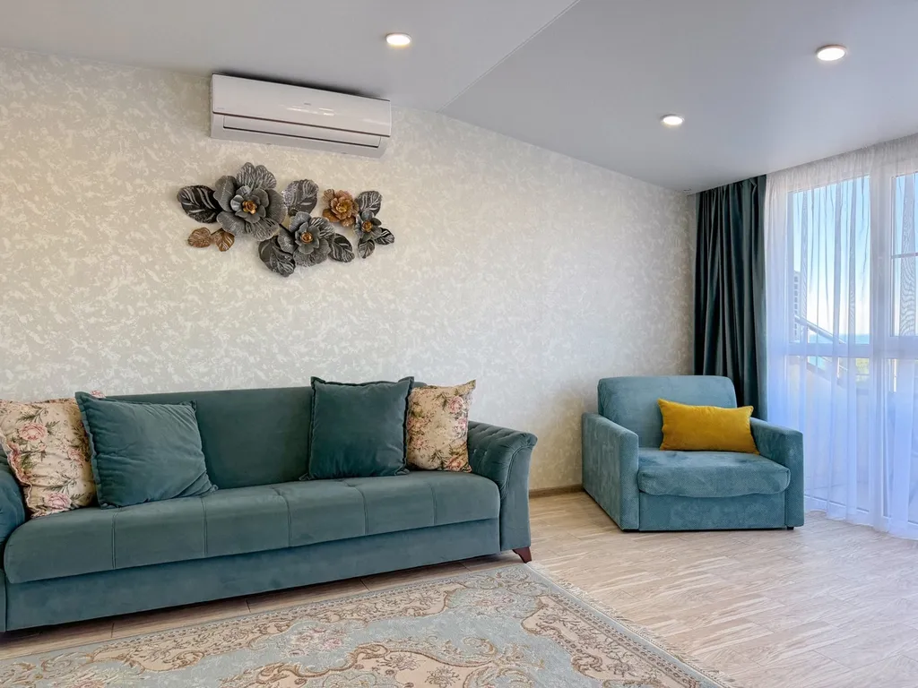 Квартира Family home - просторная 1к квартира до 5 гостей в 100 м от моря — Сириус