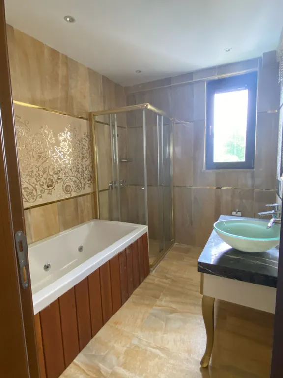 Роскошная вилла в Кемерес частным бассейном