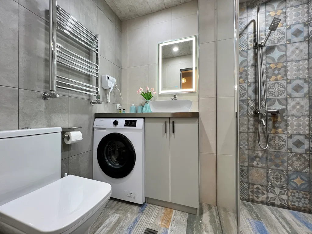 Stylish Apt 2 in City Center