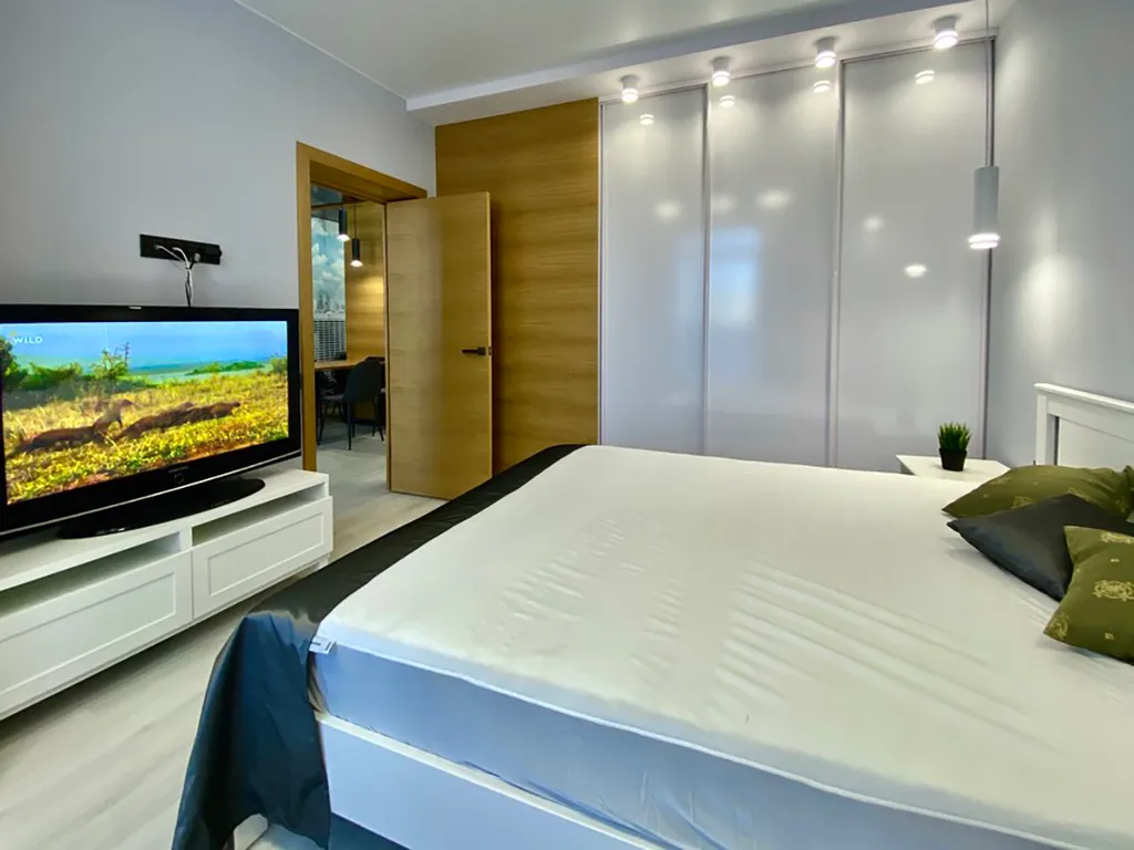 Евродвушка рядом с СКК Оренбуржье