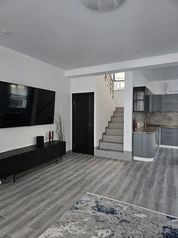 ElHouse Стильный уютный дом с видом на море и горы