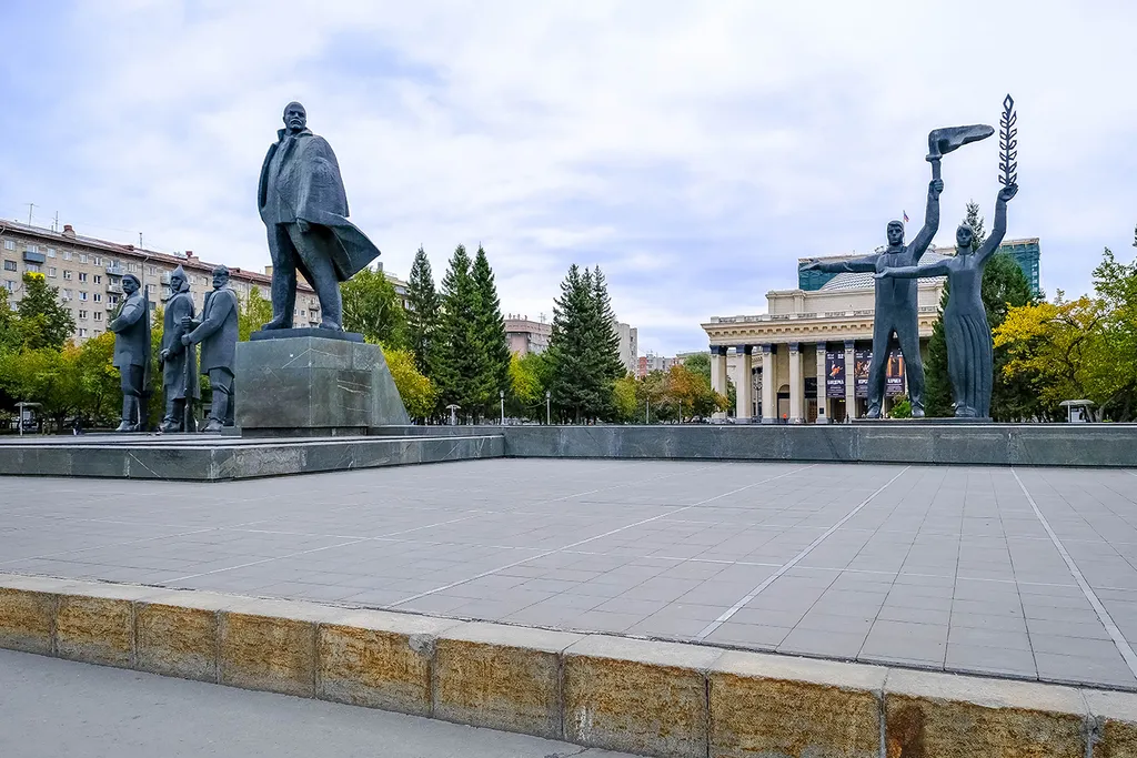 Квартира Двухкомнатная квартира возле ЖД вокзала — Новосибирск