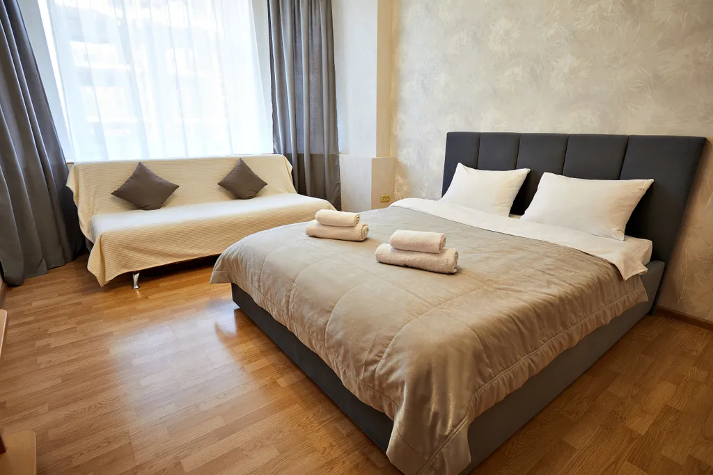 2-комнатная с раздельными спальнями в самом центре