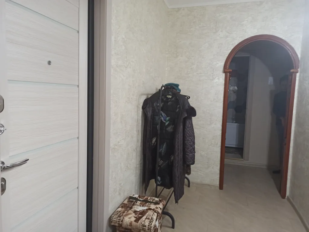 Квартира 2-комнатная квартира на Взлетке, рядом Автовокзал, Краевая больница, Глазной центр — Красноярск