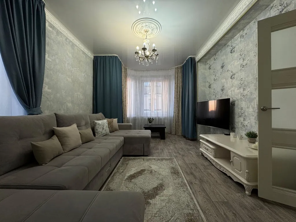 Двухкомнатная квартира рядом с Кремлем — аренда посуточно в Астрахань