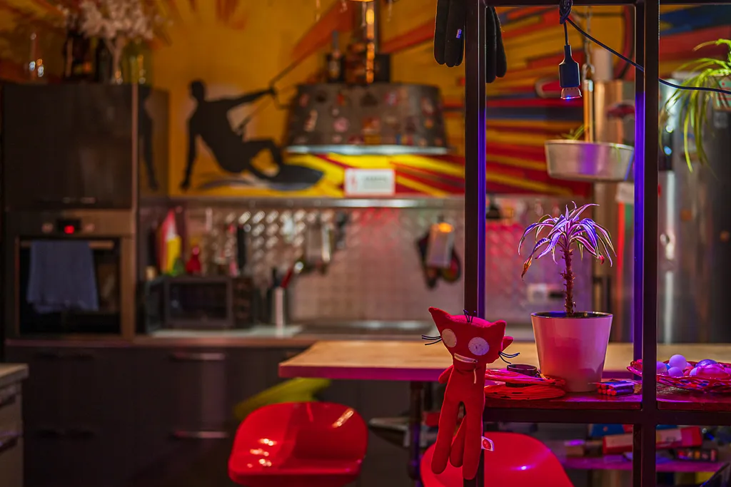 Стильный лофт - апартаменты, можно шуметь 24/7, супер звук