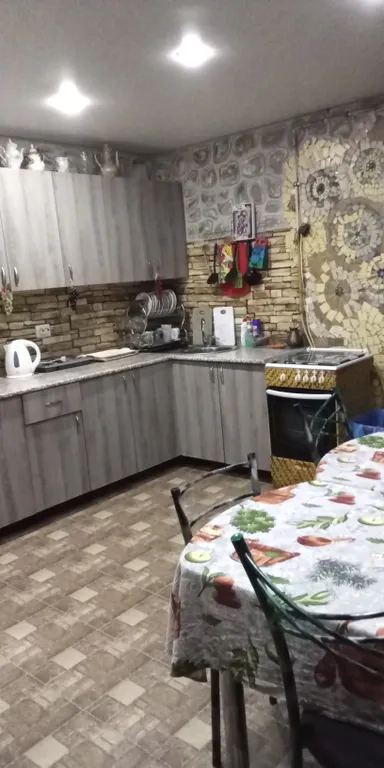 Комната со всеми удобствами в лесу рядом с морем