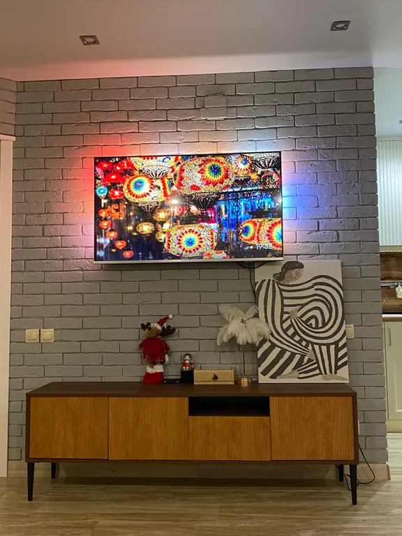 Комфортная квартира на берегу реки с живописным видом на горы