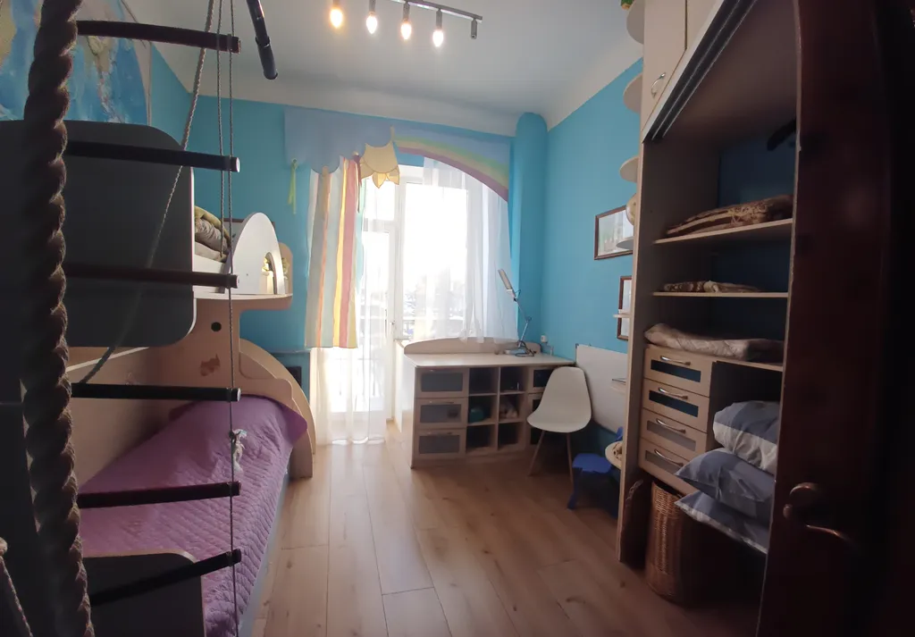 Квартира с видом на пруд