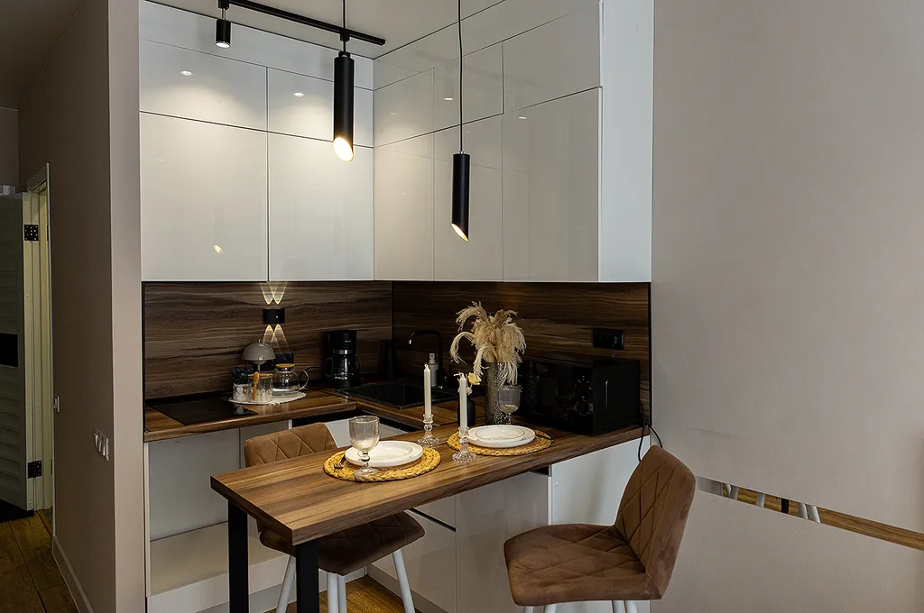 Студия в новом доме рядом с кадетским корпусом