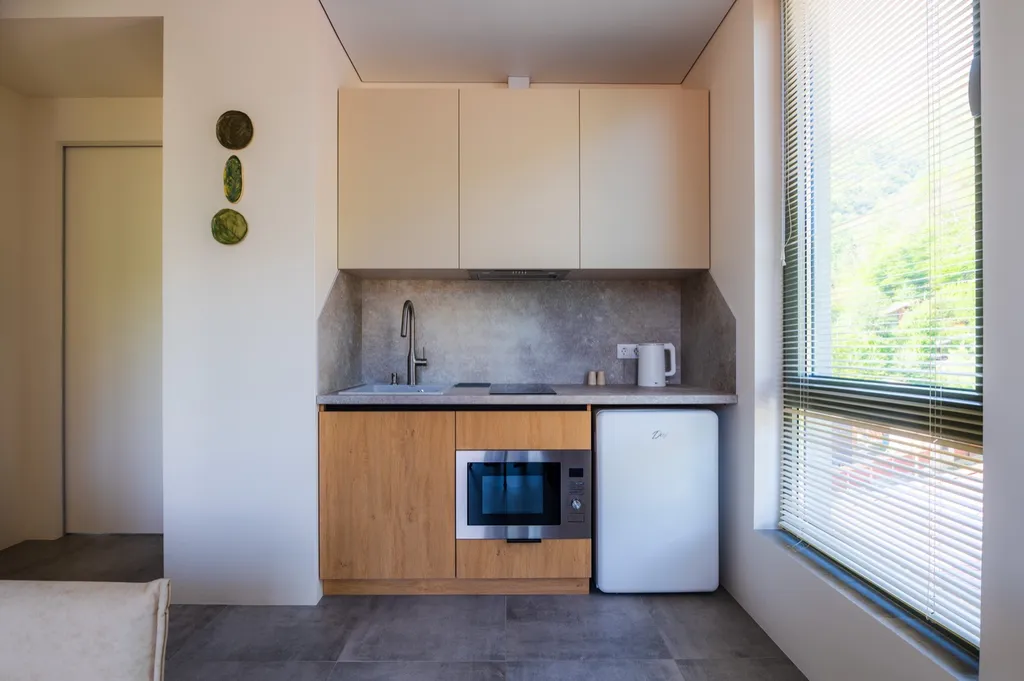 1-комнатные апартаменты с видом на горы и бассейном