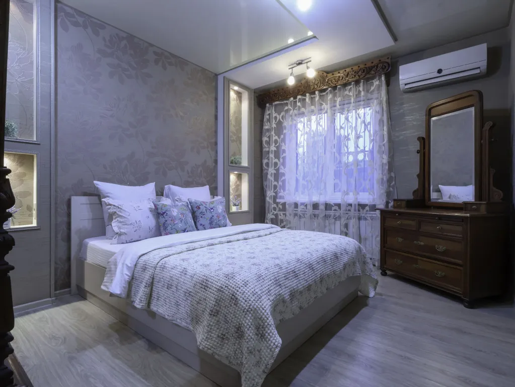 Квартира Просторная квартира возле театра Оперы и Балета — Астрахань