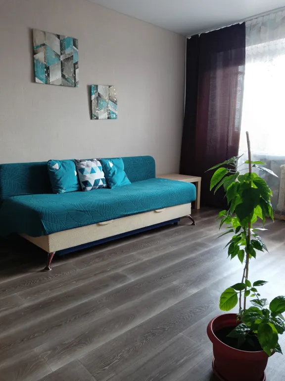 Квартира у Авроры, Алмаза — аренда посуточно в Челябинск