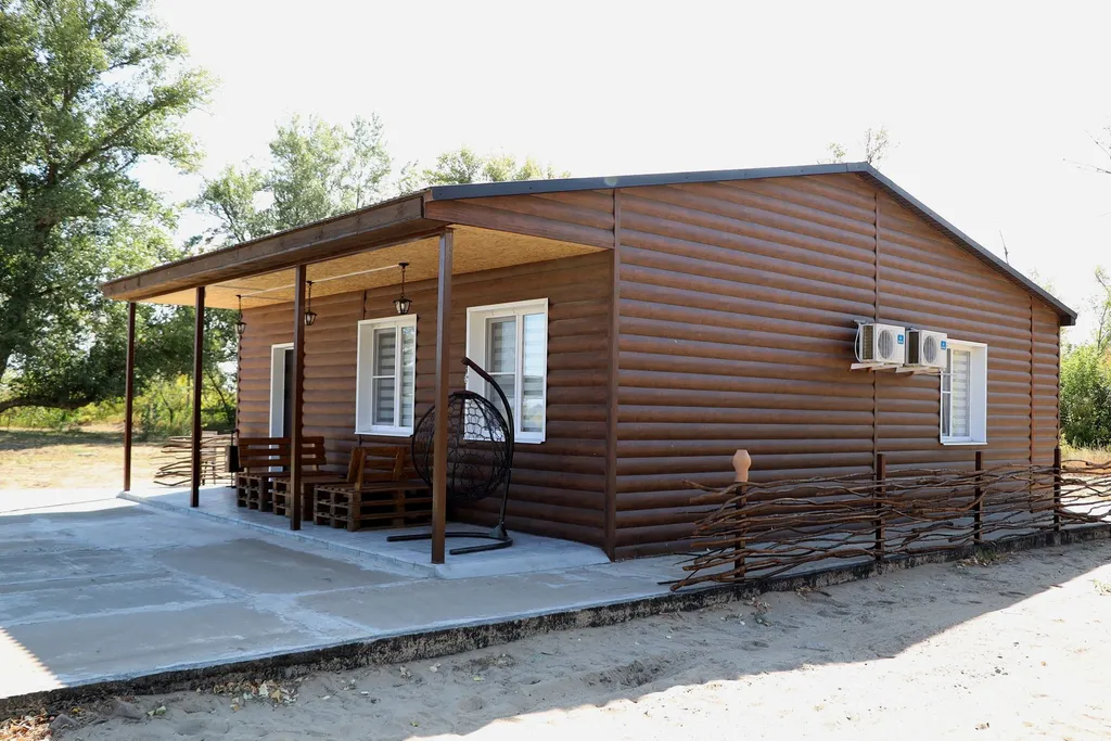 Коттедж 2-комнатный Дом — аренда посуточно в Харабали