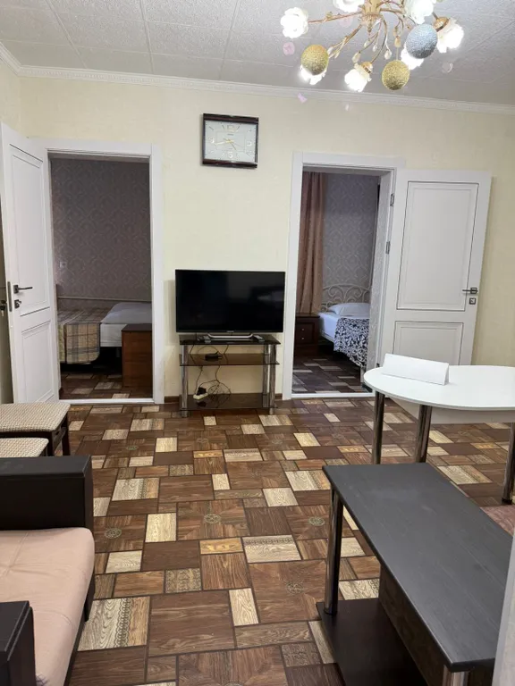 Квартира Квартира Уютный апартамент с двумя спальнями — Адлер