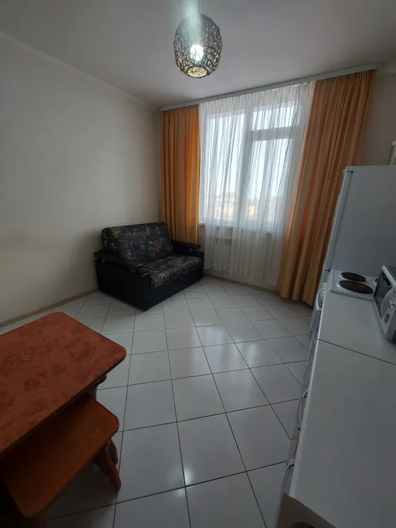 Однокомнатная квартира возле скк Оренбуржье