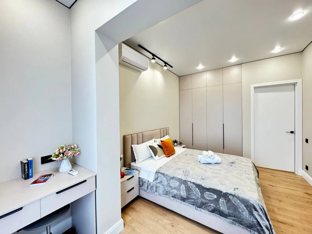 3-комнатная с видом на горы в ЖК Комфорт Сити, рядом с ТЦ MEGA