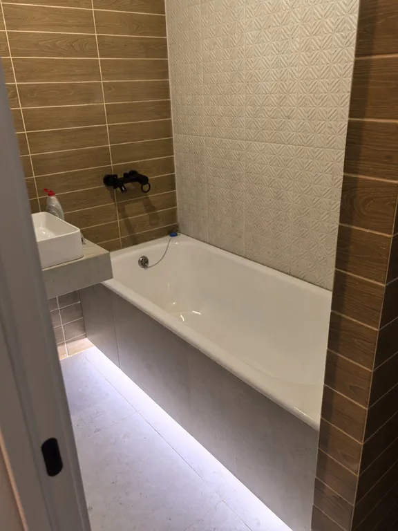 3-комн на Тушканова- 4 кровати