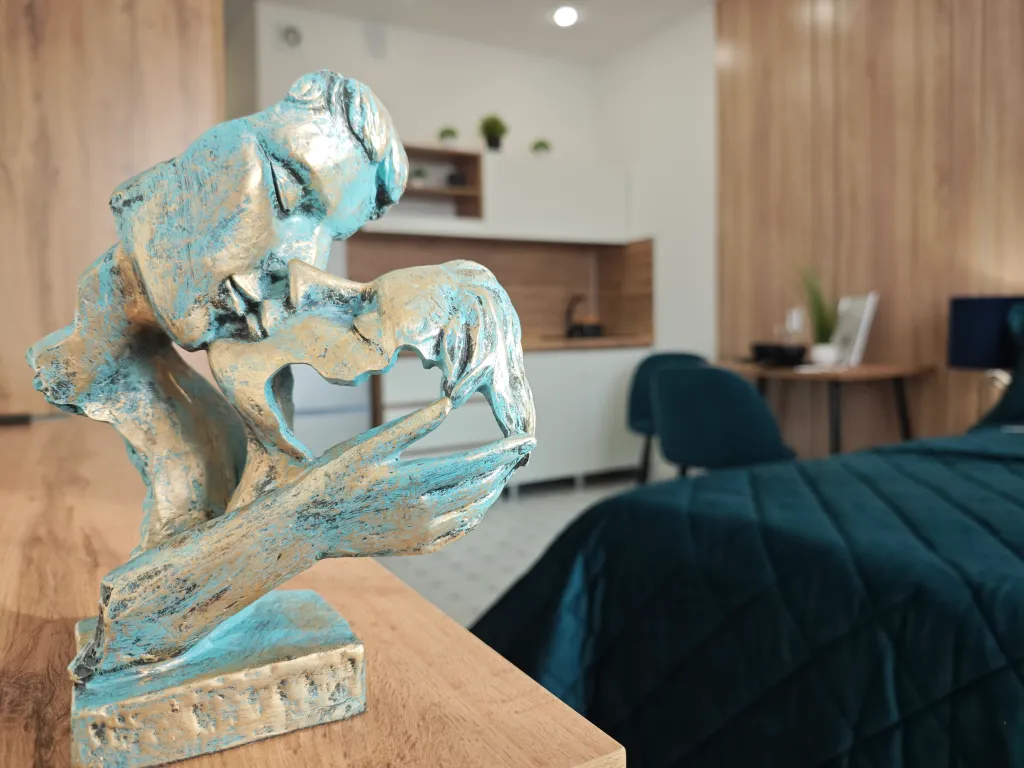 Квартира Шикарные апартаменты на Взлетке возле Краевой больницы — Красноярск