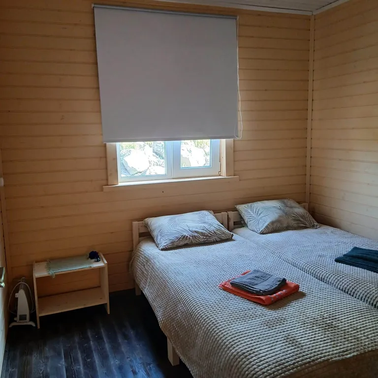 Домик на острове