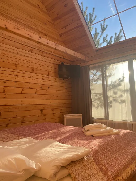 Кедровый коттедж в живописном месте Чемала