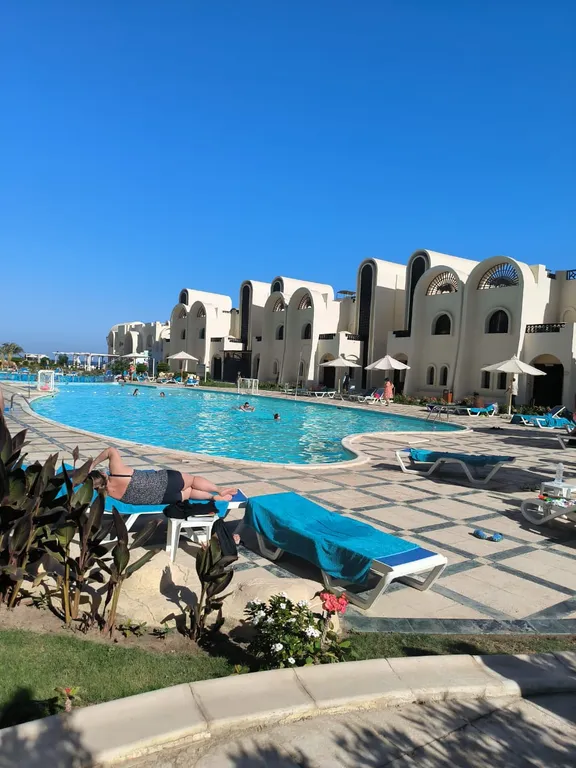 Студия в элитном районе с пляжем и бассейном с подогревом