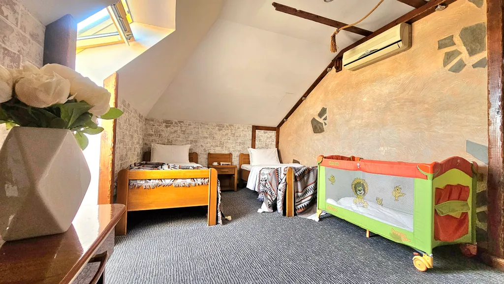 Квартира 3-комнатная Квартира — Адлер