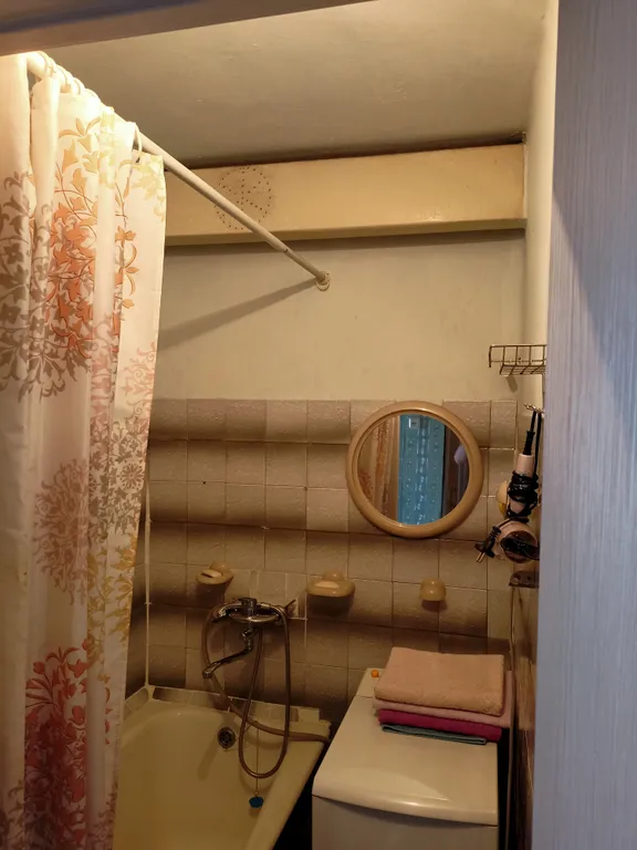 Квартира Двухкомнатная квартира в центре города — Таштагол