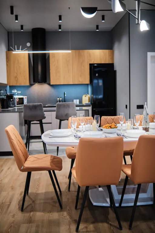 Новый современный дом для большой семьи или доброй компании