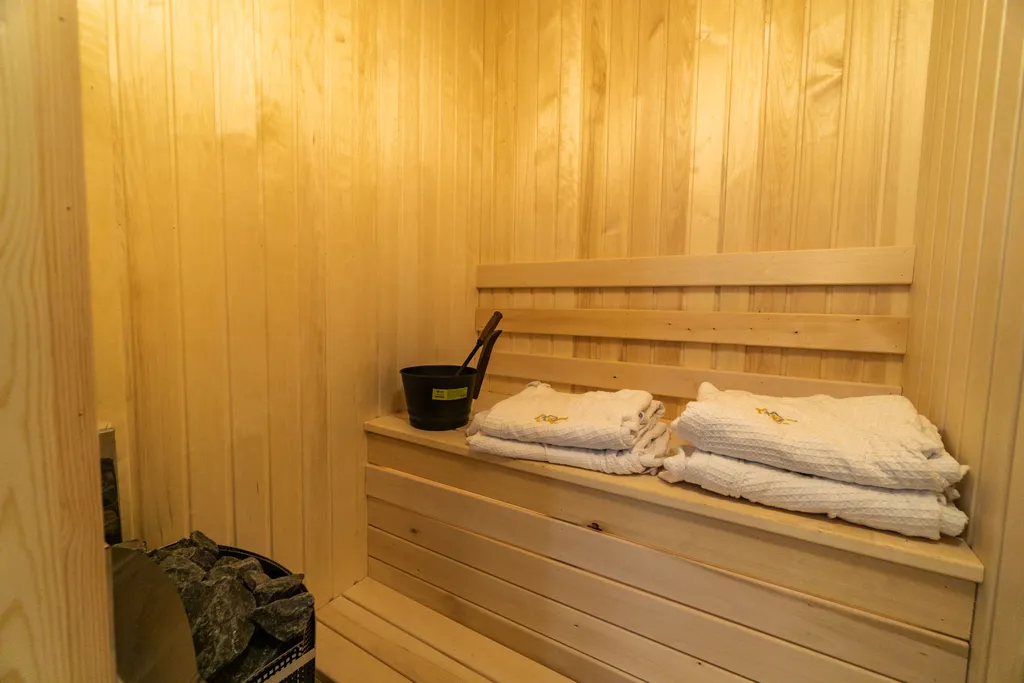 Коттедж Уютный дом с панорамными окнами для лучшего отдыха — Глазово